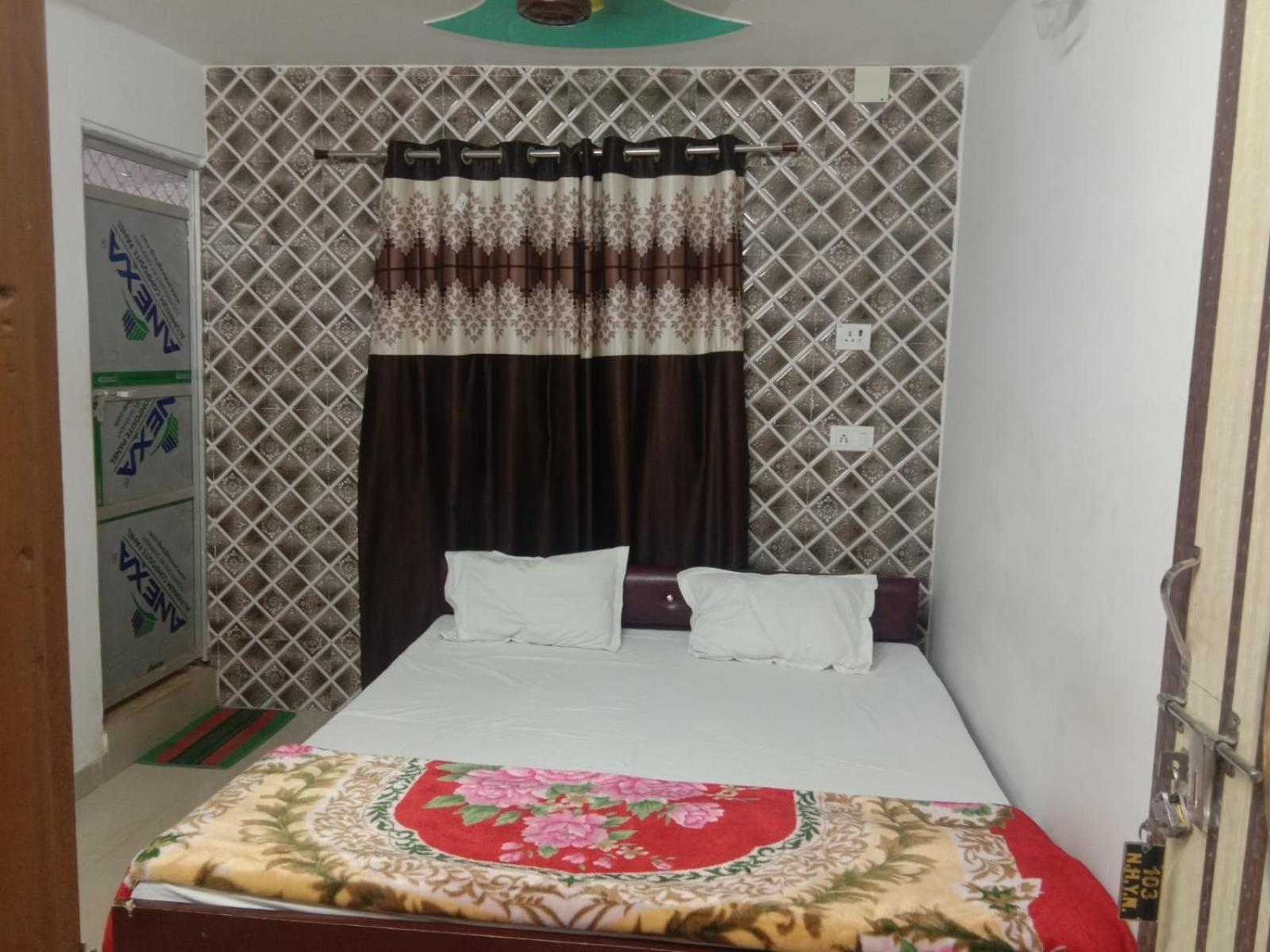 New Hotel Yatri Niwas - Varanasi, Varanasi
